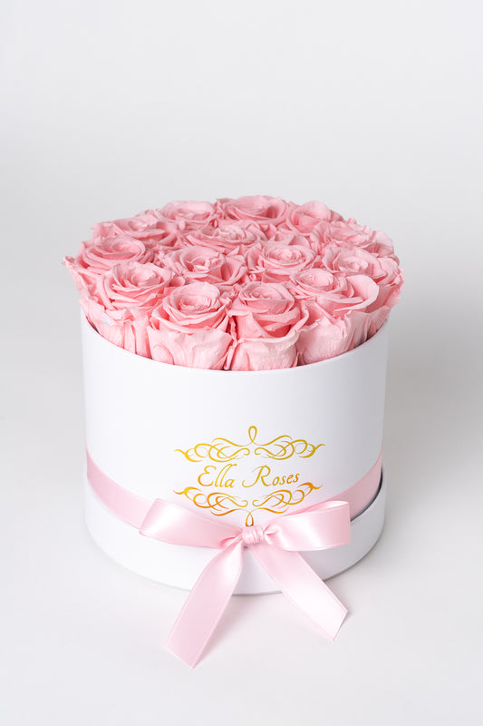 Medium White Round Box | Baby Pink Roses