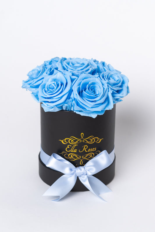 Small Black Round Box | Baby Blue Roses